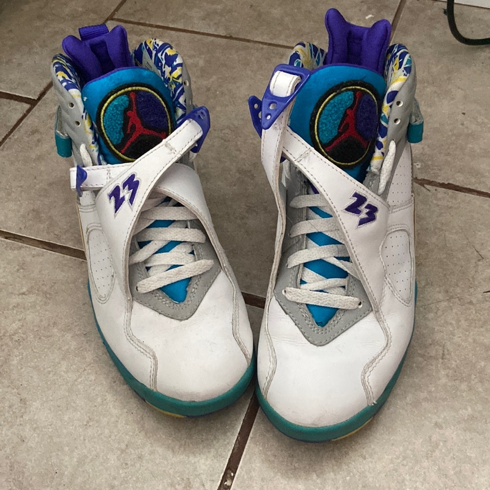 Jordan 8 retro “white aqua”